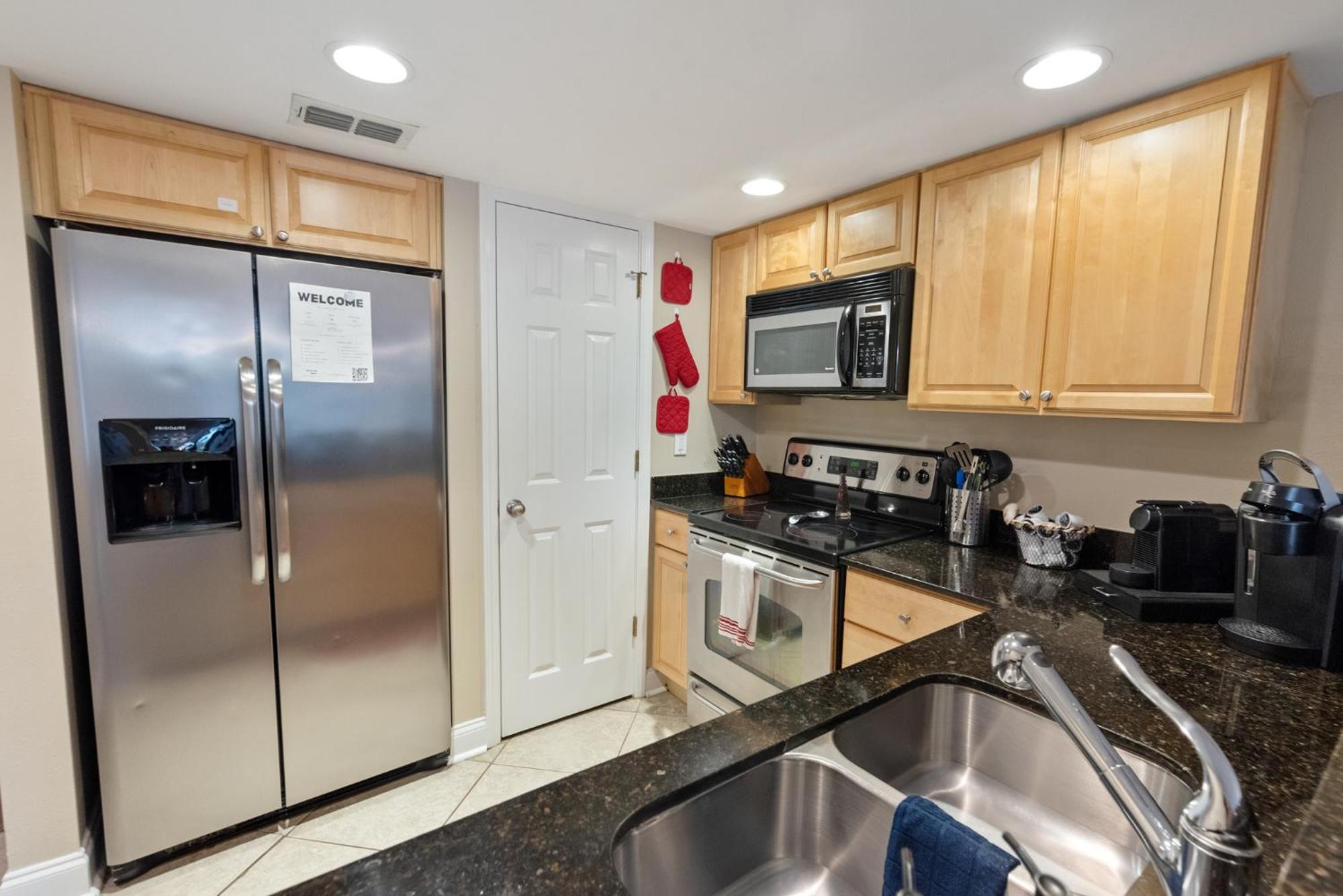 Fun 2 Bed/2 Bath Condo With Pool On Biloxi Beach Eksteriør bilde